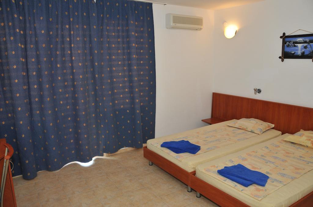 Siana Hotel Sveti Vlas Habitación foto